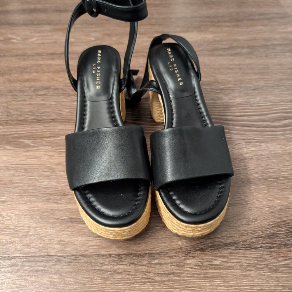 Platform Sandals - Picture 2 of 4